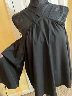 Black Cold-Shoulder Swing Top